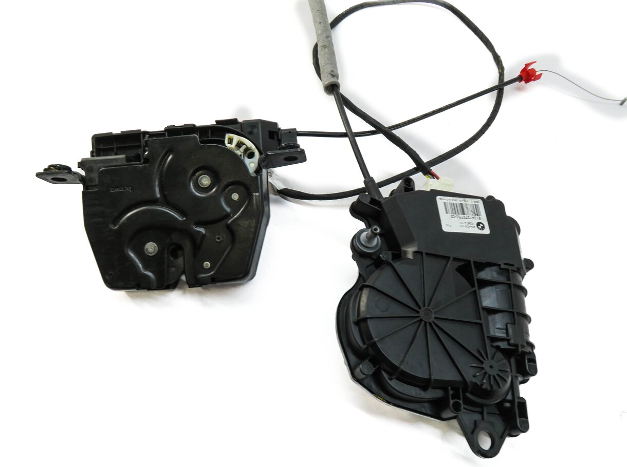 Thumbnail 3: 2013 BMW M5 ///M (F10) REAR TRUNK LOCK LATCH ACTUATOR w/ SOFT CLOSE MOTOR