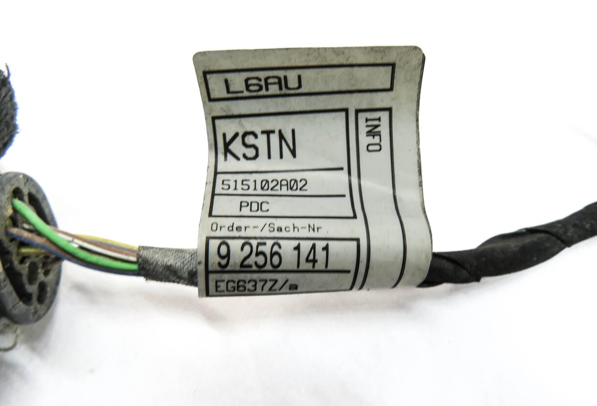 Thumbnail 4: 2013 BMW M5 ///M (F10) FRONT PDC PARK DISTANCE SENSOR SET w/ HARNESS (WHITE 300)