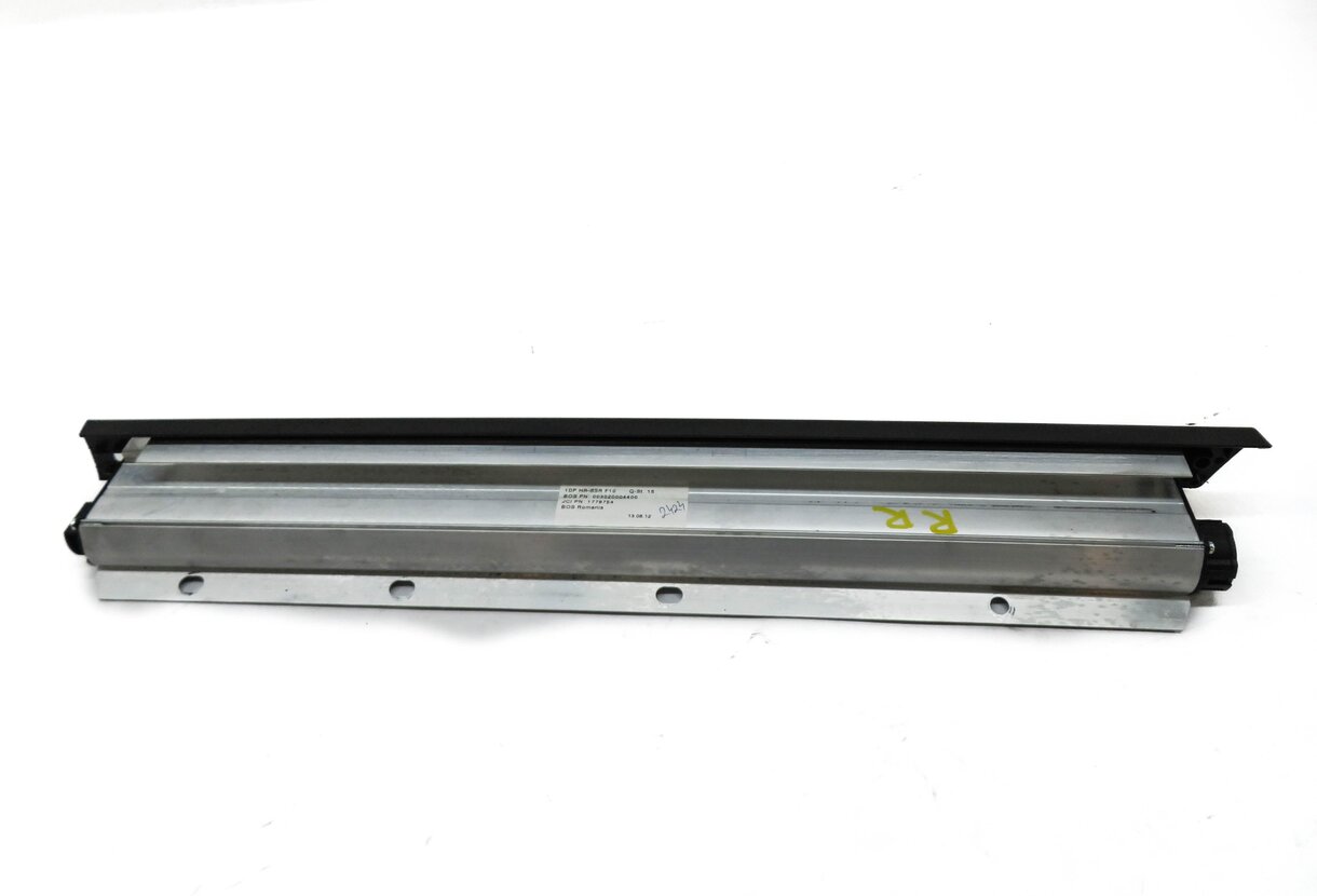 Thumbnail 3: 2011-2016 BMW 528i 535i 550i M5 (F10) RIGHT REAR DOOR WINDOW PRIVACY SUN SHADE