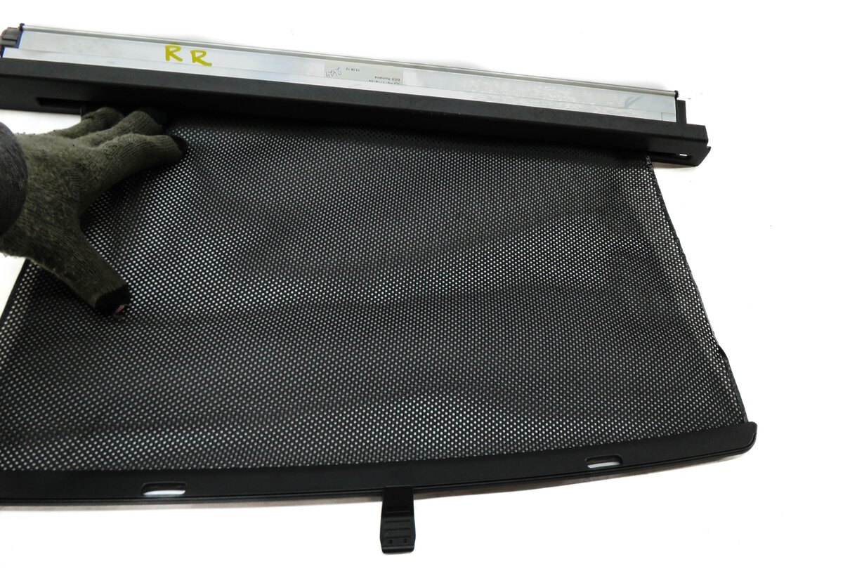 Thumbnail 5: 2011-2016 BMW 528i 535i 550i M5 (F10) RIGHT REAR DOOR WINDOW PRIVACY SUN SHADE