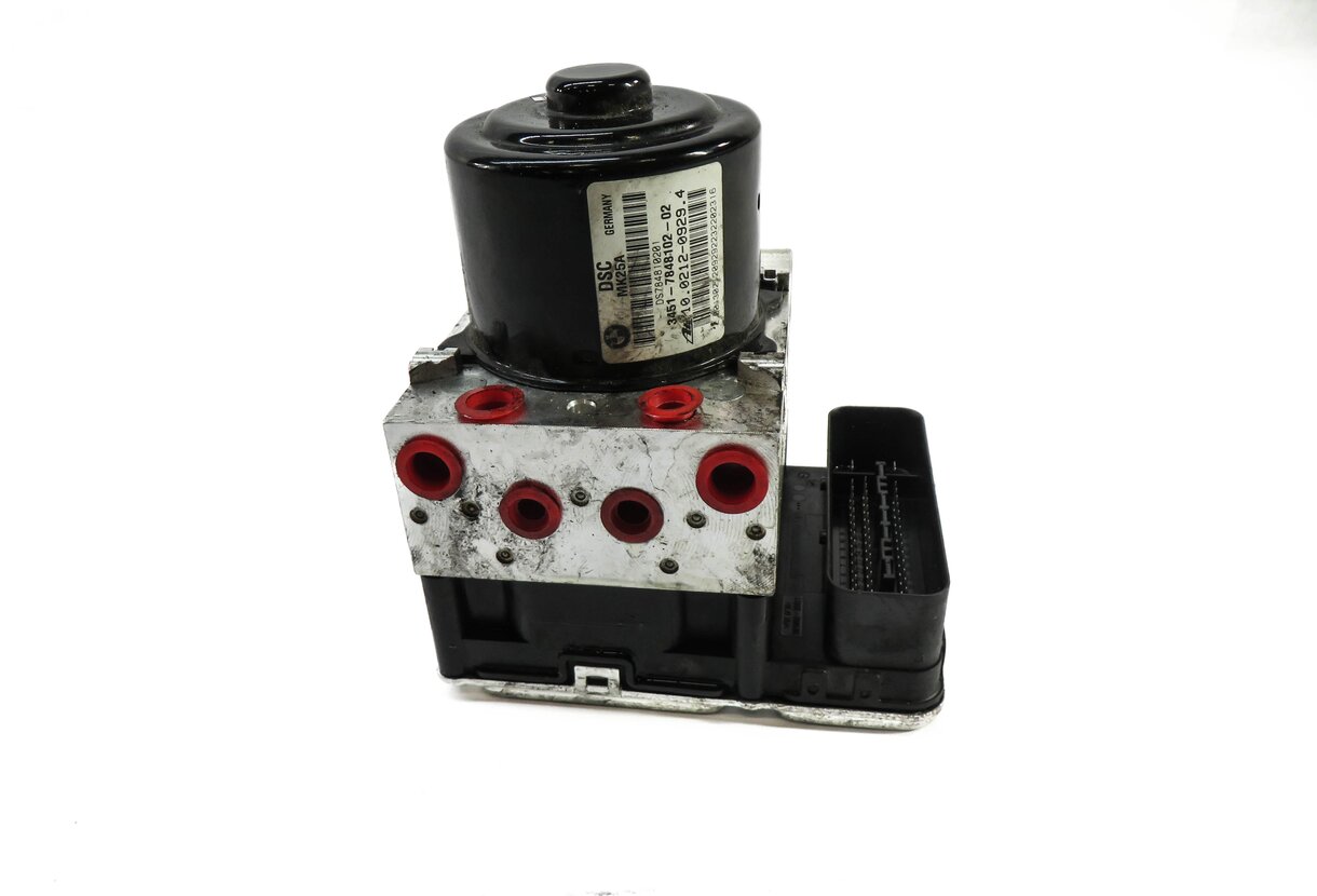 Thumbnail 2: 2012-2019 BMW M5 M6 ///M (F06 F10 F12 F13) DSC ABS ANTI LOCK BRAKE PUMP MODULE