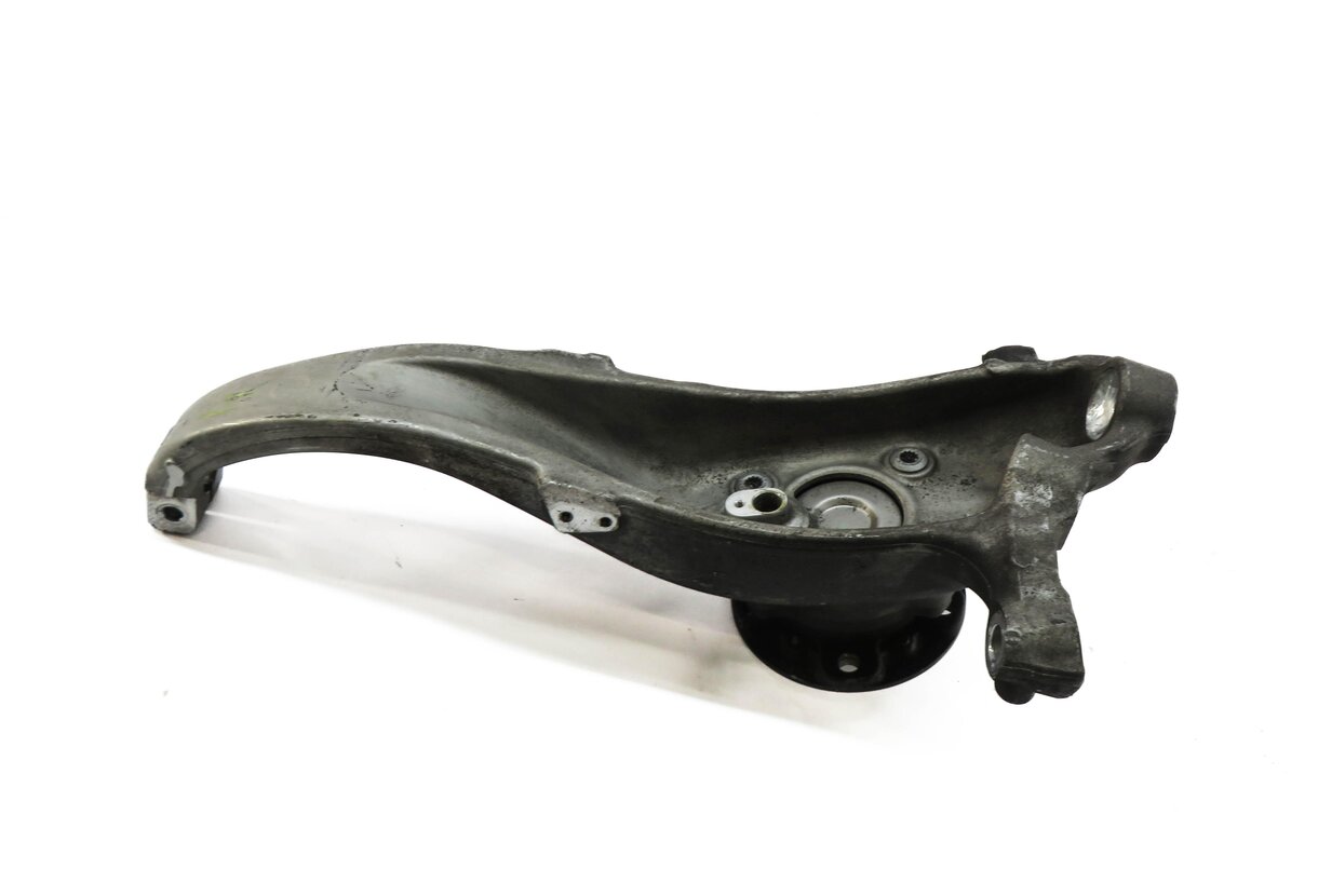 Thumbnail 1: 2012-2019 BMW M5 M6 ///M (F06 F10 F12 F13) RIGHT FRONT PASSENGER SPINDLE KNUCKLE