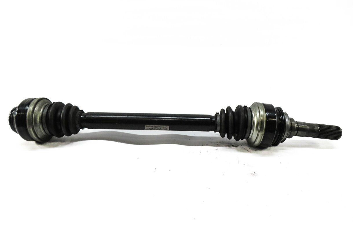 Thumbnail 2: 2012-2019 BMW M5 M6 ///M (F06 F10 F12 F13) RIGHT PASSENGER REAR CV AXLE SHAFT