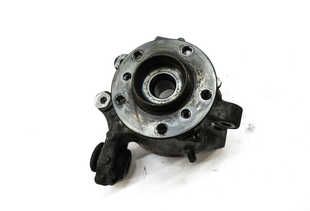 Thumbnail 4: 2012-2019 BMW M5 M6 ///M (F06 F10) RIGHT PASSENGER REAR SPINDLE KNUCKLE HUB