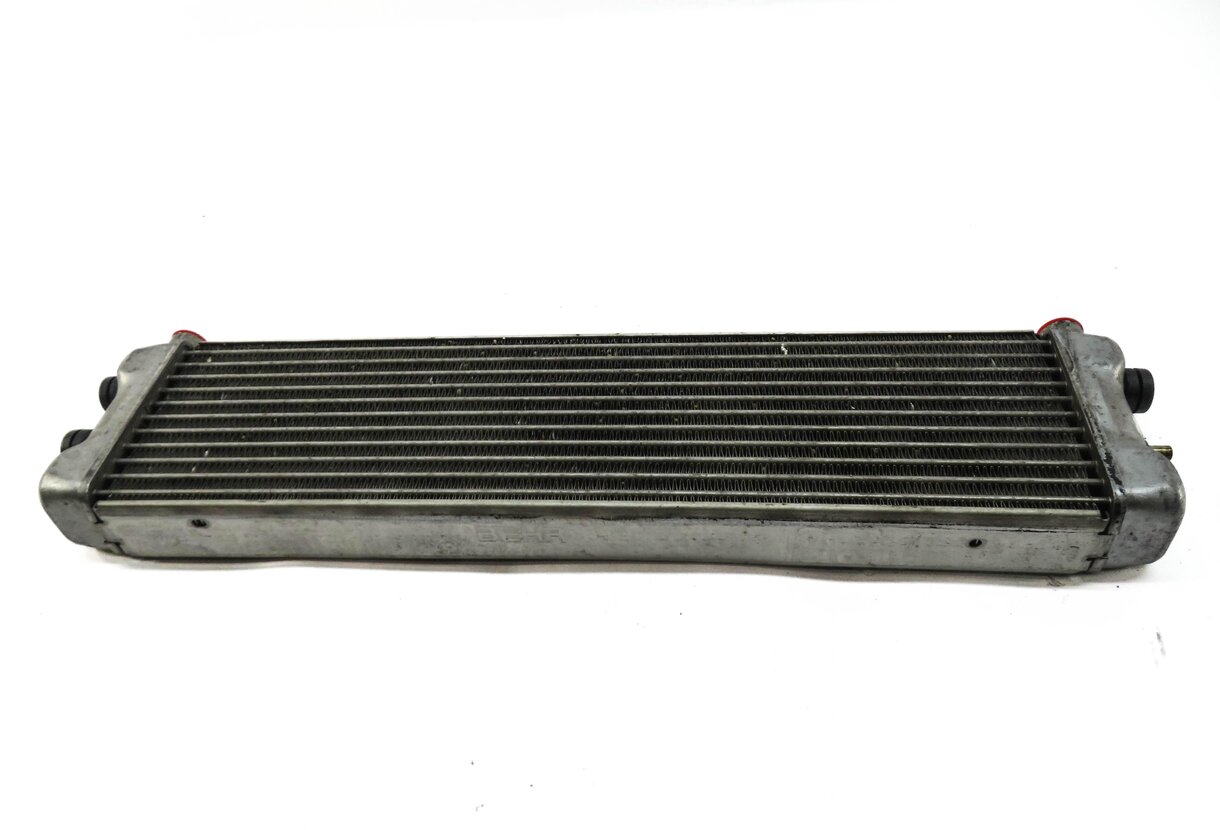 Thumbnail 3: 13-22 BMW M5 M6 ///M (F06 F10 F12 F13 F90) 4.4L S63 ENGINE OIL COOLER RADIATOR