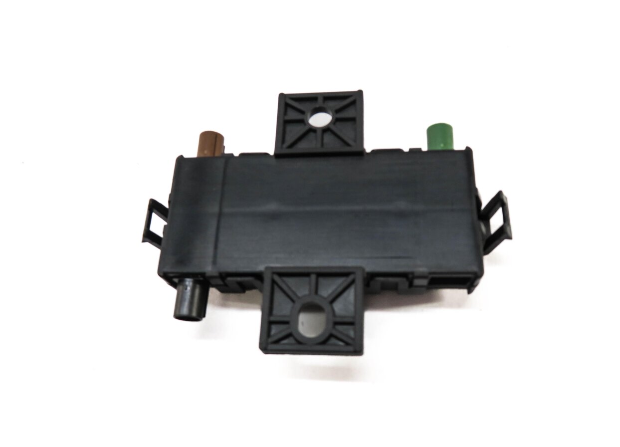 Thumbnail 3: 2017 MERCEDES GLC300 (X253) RADIO STEREO ANTENNA DUPLEXER MODULE