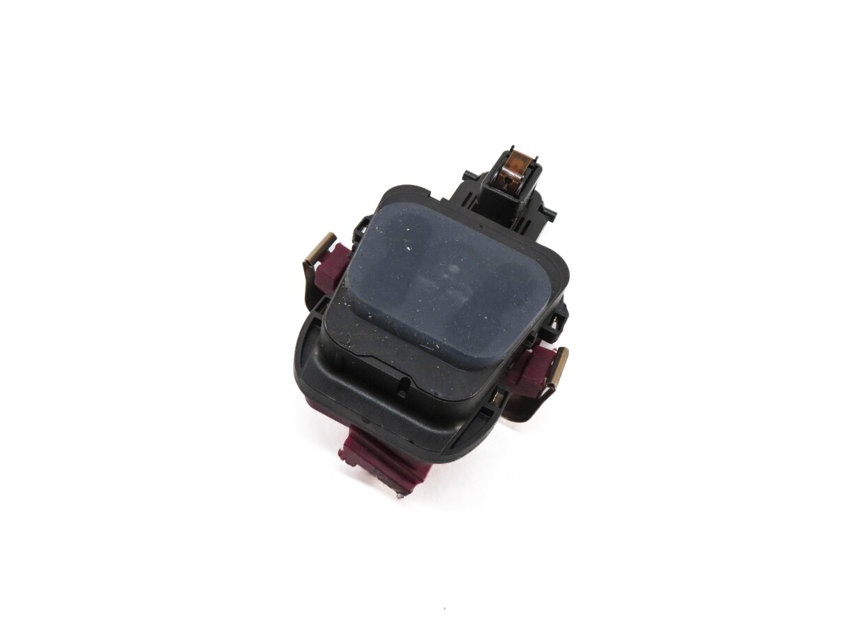 2017 MERCEDES GLC300 (X253) RAIN LIGHT SENSOR RLS