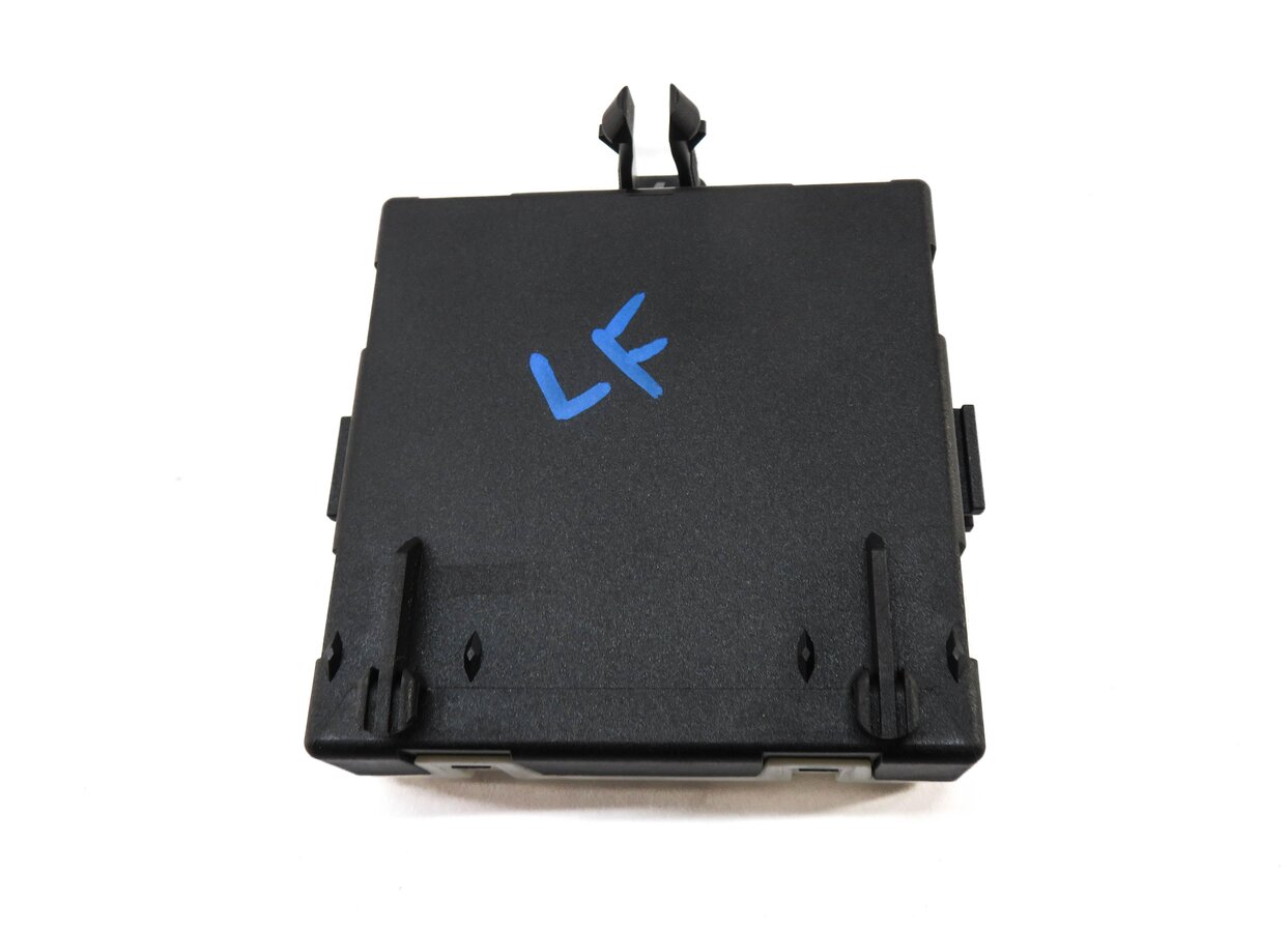 Thumbnail 3: 2017 MERCEDES GLC300 (X253) LEFT FRONT DRIVER DOOR CONTROL MODULE