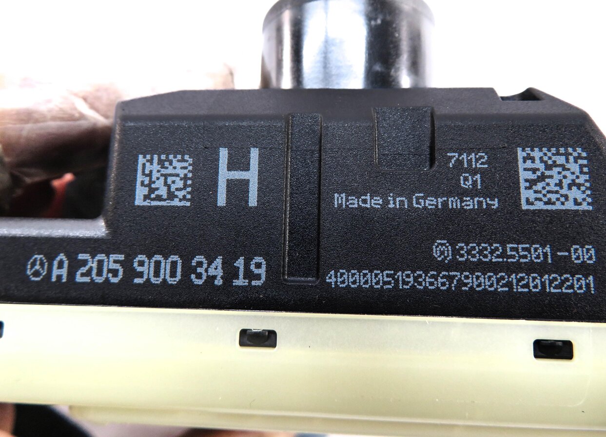 Thumbnail 4: 2017 MERCEDES GLC300 (X253) IGNITION SWITCH MODULE