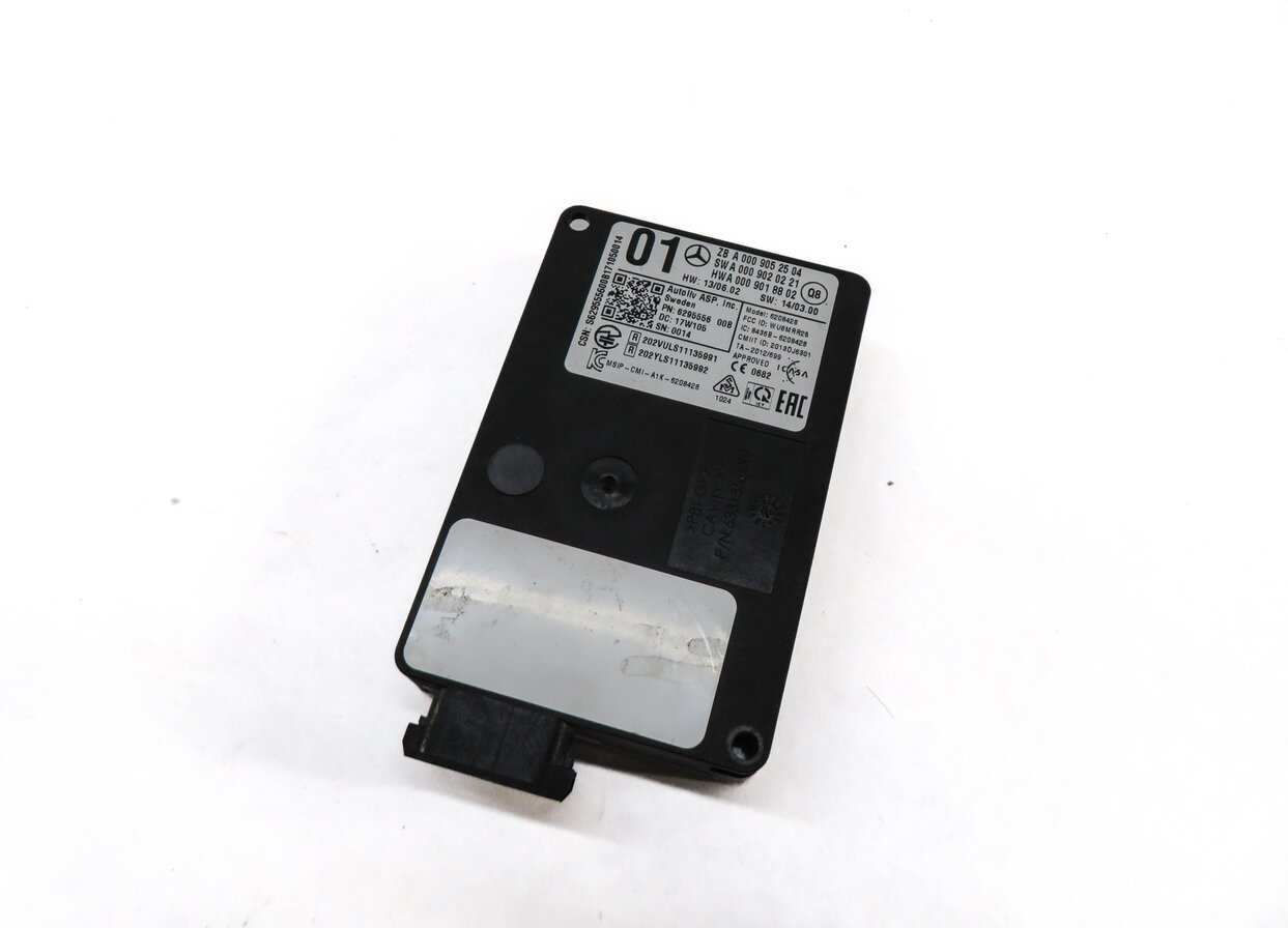 2017 MERCEDES GLC300 (X253) BLIND SPOT RADAR SENSOR MODULE