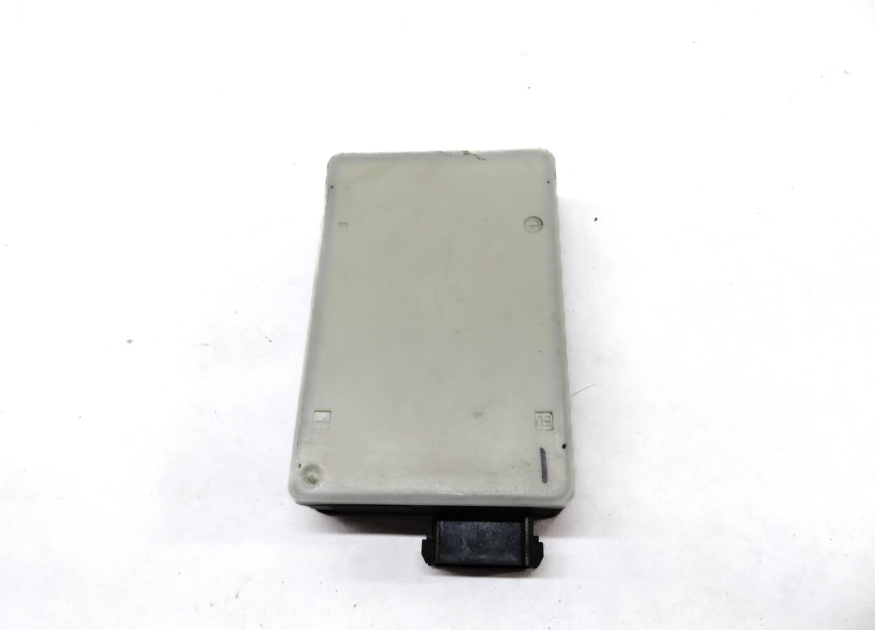 Thumbnail 3: 2017 MERCEDES GLC300 (X253) BLIND SPOT RADAR SENSOR MODULE