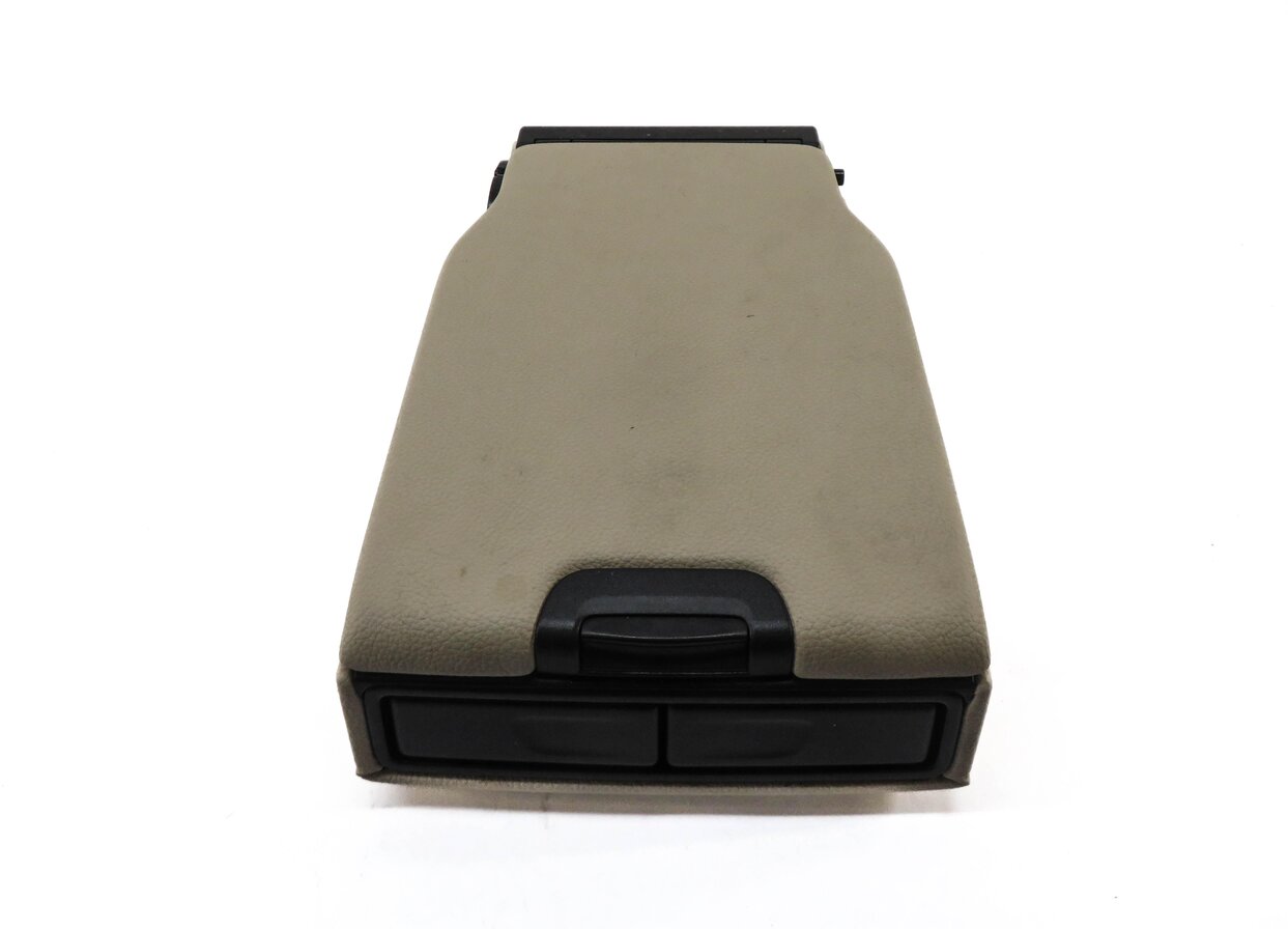 Thumbnail 4: 2017 MERCEDES GLC300 (X253) REAR SEAT CENTER CONSOLE ARMREST COMPARTMENT (BEIGE)