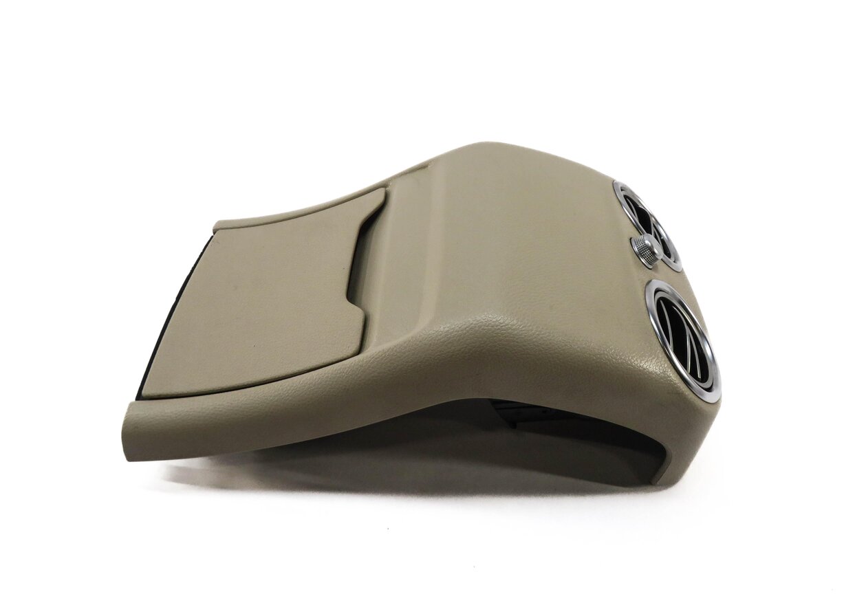Thumbnail 3: 2017 MERCEDES GLC300 (X253) REAR CENTER CONSOLE w/ HEATER A/C AIR VENT (BEIGE)