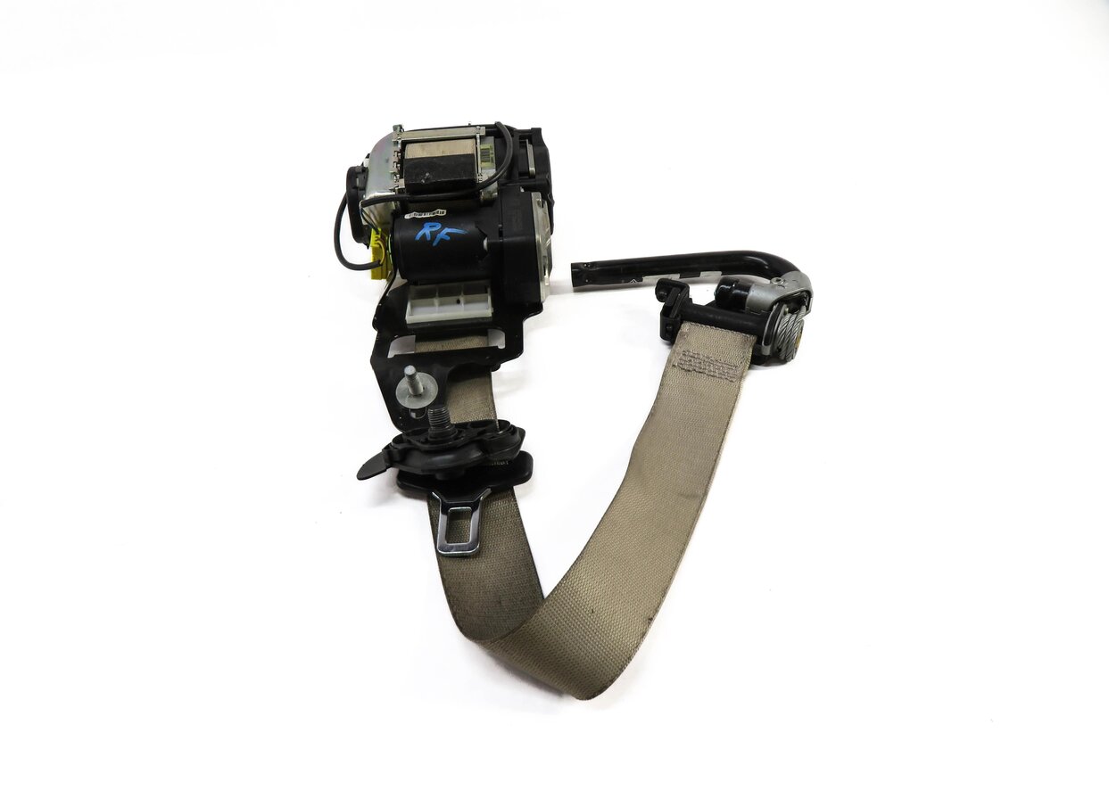 Thumbnail 2: 15-19 MERCEDES C300 C350 C400 C450 GLC - RIGHT FRONT SEATBELT RETRACTOR (BEIGE)