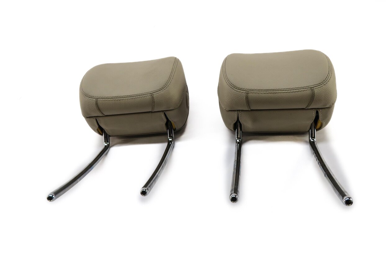 Thumbnail 2: 2017 MERCEDES GLC300 (X253) FRONT LEFT & RIGHT SEAT HEADREST SET-2 (BEIGE)
