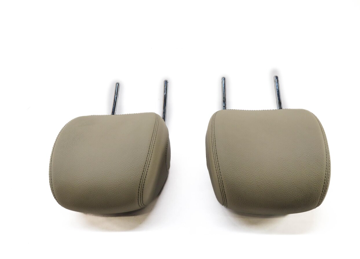 Thumbnail 3: 2017 MERCEDES GLC300 (X253) FRONT LEFT & RIGHT SEAT HEADREST SET-2 (BEIGE)