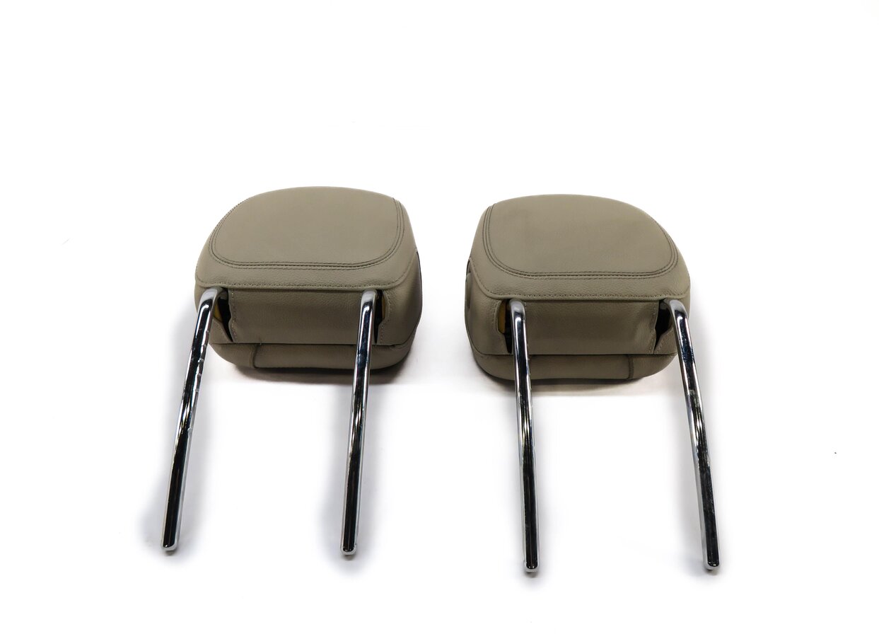 Thumbnail 5: 2017 MERCEDES GLC300 (X253) FRONT LEFT & RIGHT SEAT HEADREST SET-2 (BEIGE)
