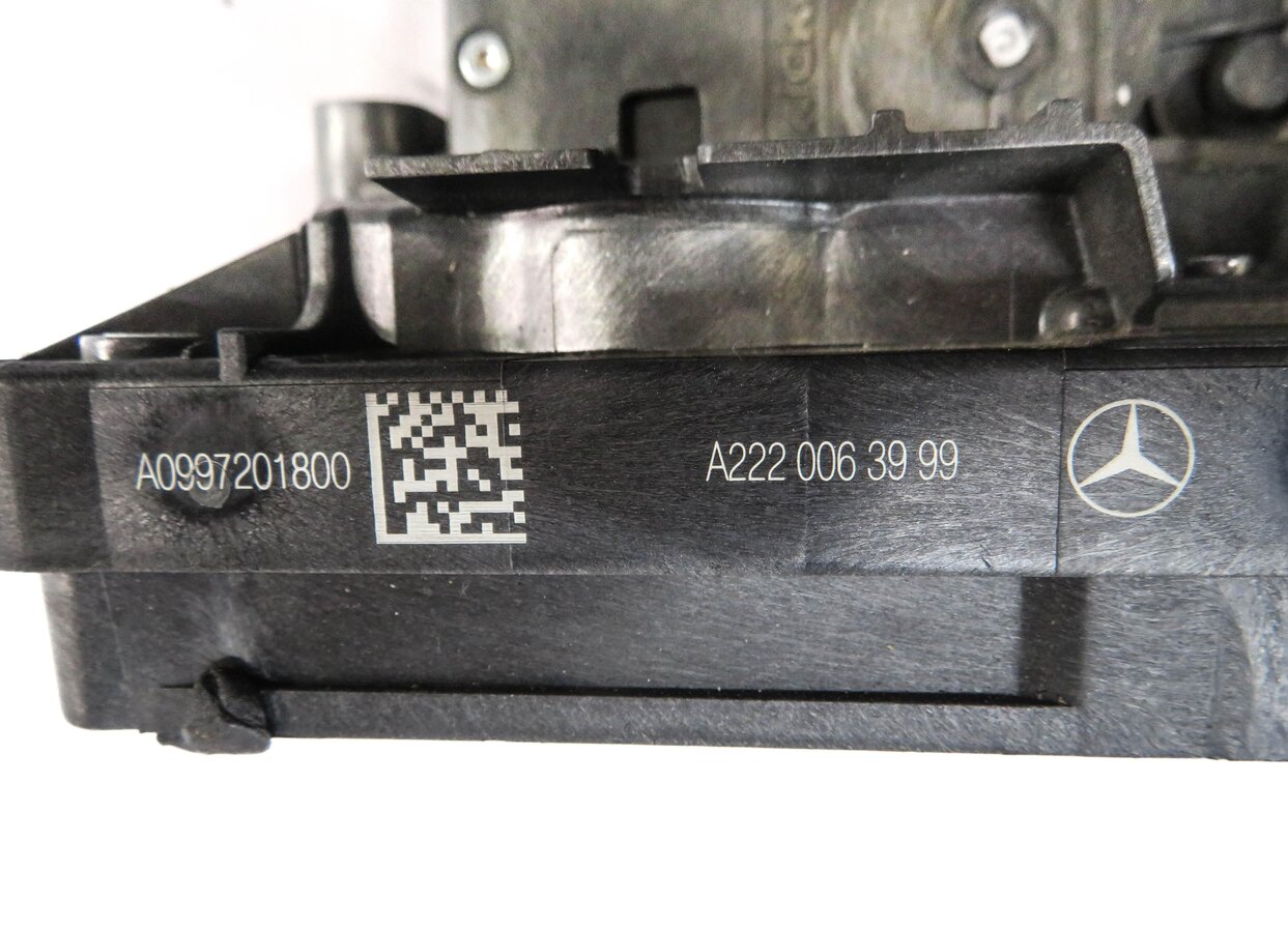 Thumbnail 4: 2016-2021 MERCEEDES GLC43 GLC63 GLC300 (X253) RIGHT FRONT PASSENGER DOOR LATCH