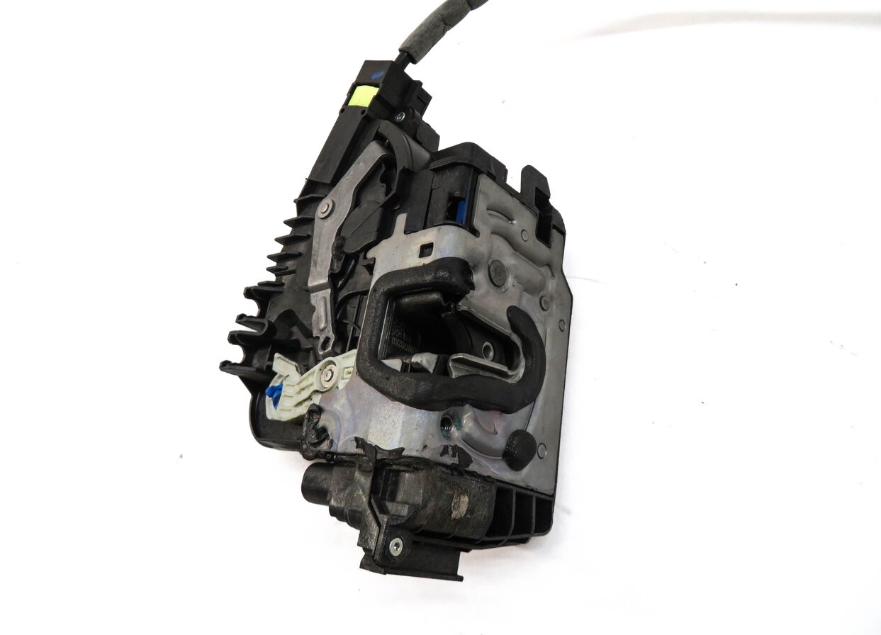 Thumbnail 3: 16-21 MERCEEDES GLC43 GLC63 GLC300 GLC350E (X253) LEFT FRONT DRIVER DOOR LATCH