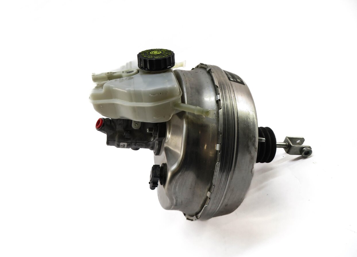 Thumbnail 2: 2016-2019 MERCEDES GLC43 GLC300 GLC350E (X253) BRAKE BOOSTER w/ MASTER CYLINDER