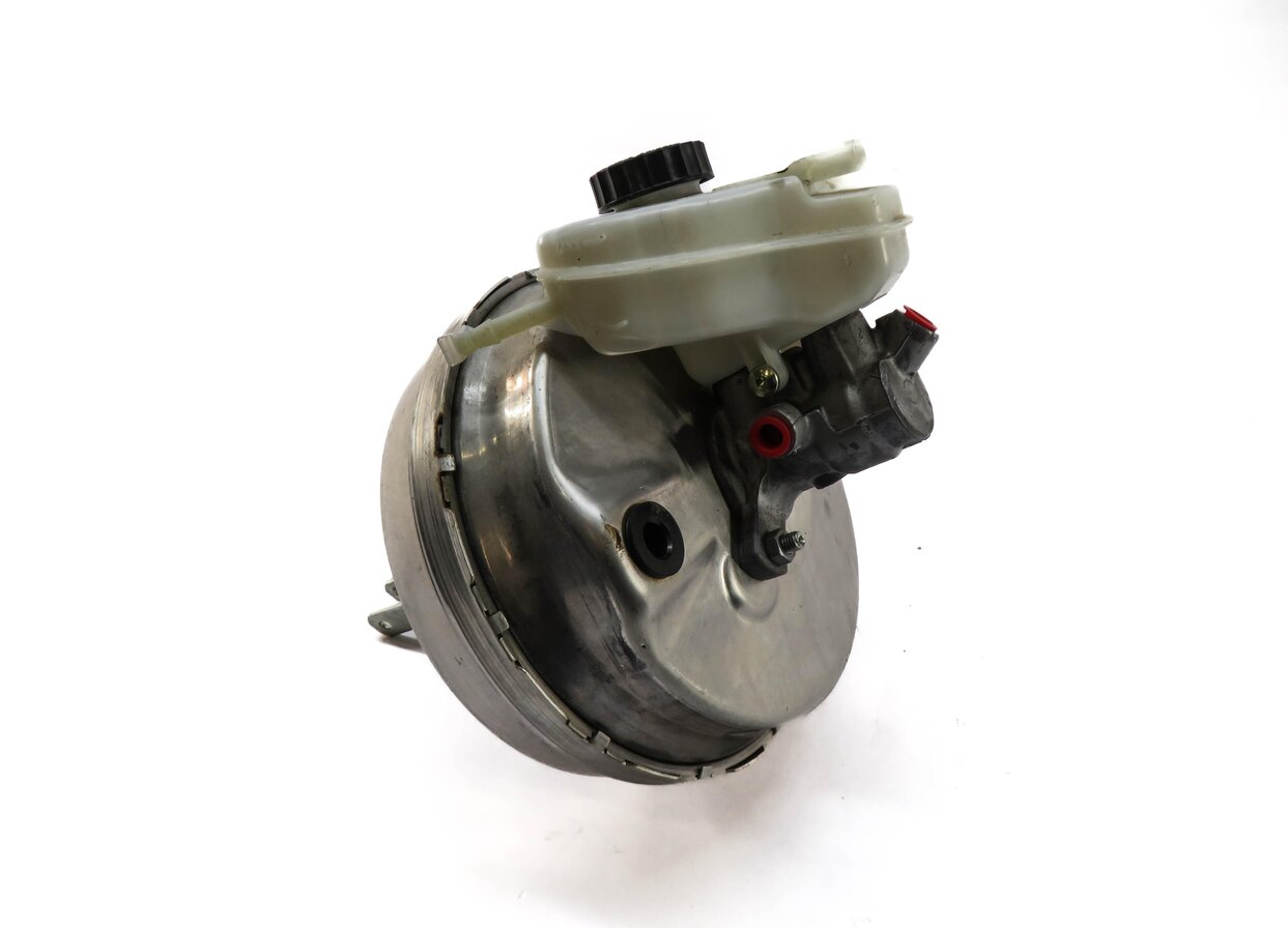 Thumbnail 3: 2016-2019 MERCEDES GLC43 GLC300 GLC350E (X253) BRAKE BOOSTER w/ MASTER CYLINDER