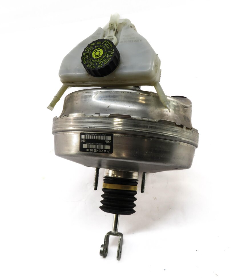 Thumbnail 4: 2016-2019 MERCEDES GLC43 GLC300 GLC350E (X253) BRAKE BOOSTER w/ MASTER CYLINDER