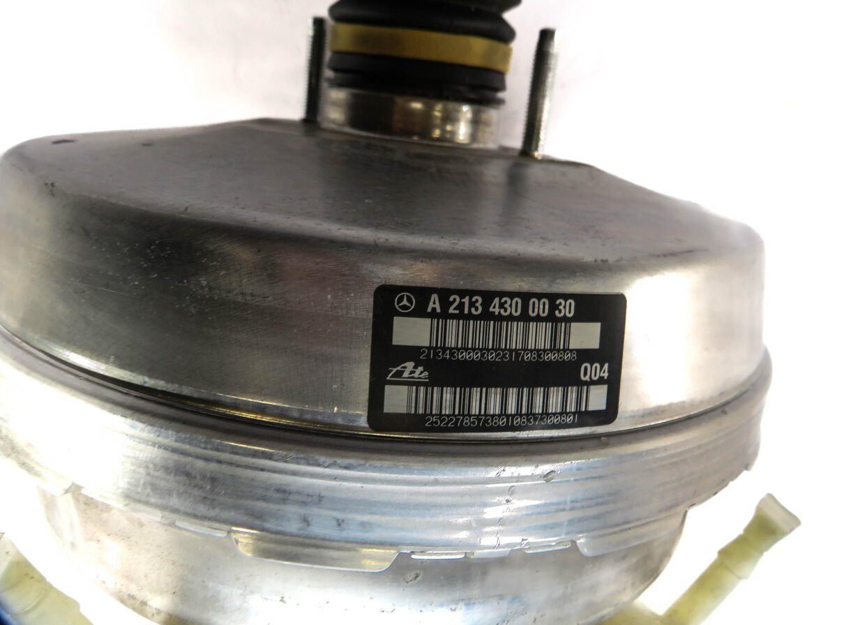 Thumbnail 5: 2016-2019 MERCEDES GLC43 GLC300 GLC350E (X253) BRAKE BOOSTER w/ MASTER CYLINDER