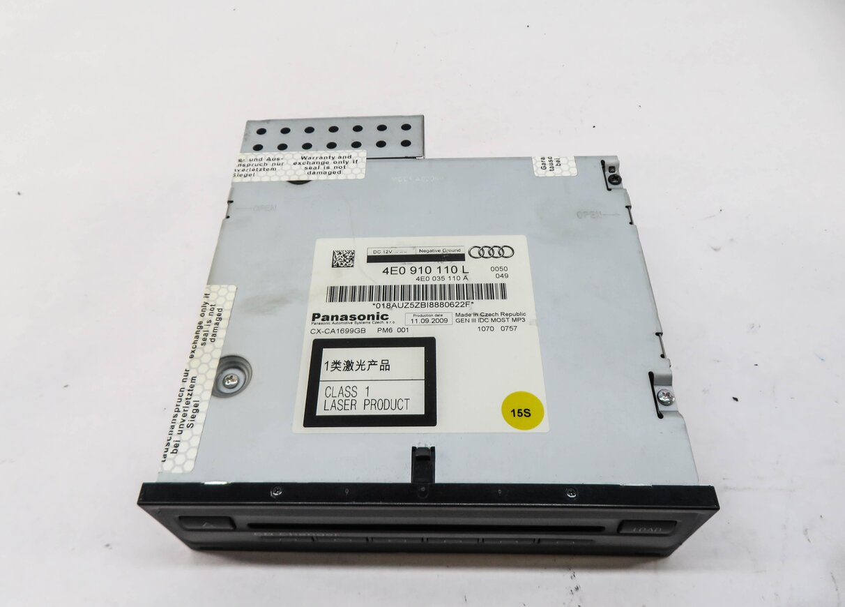 Thumbnail 3: 2010 AUDI A6 (C6) RADIO STEREO 6 DISC CD CHANGER (430910110L)
