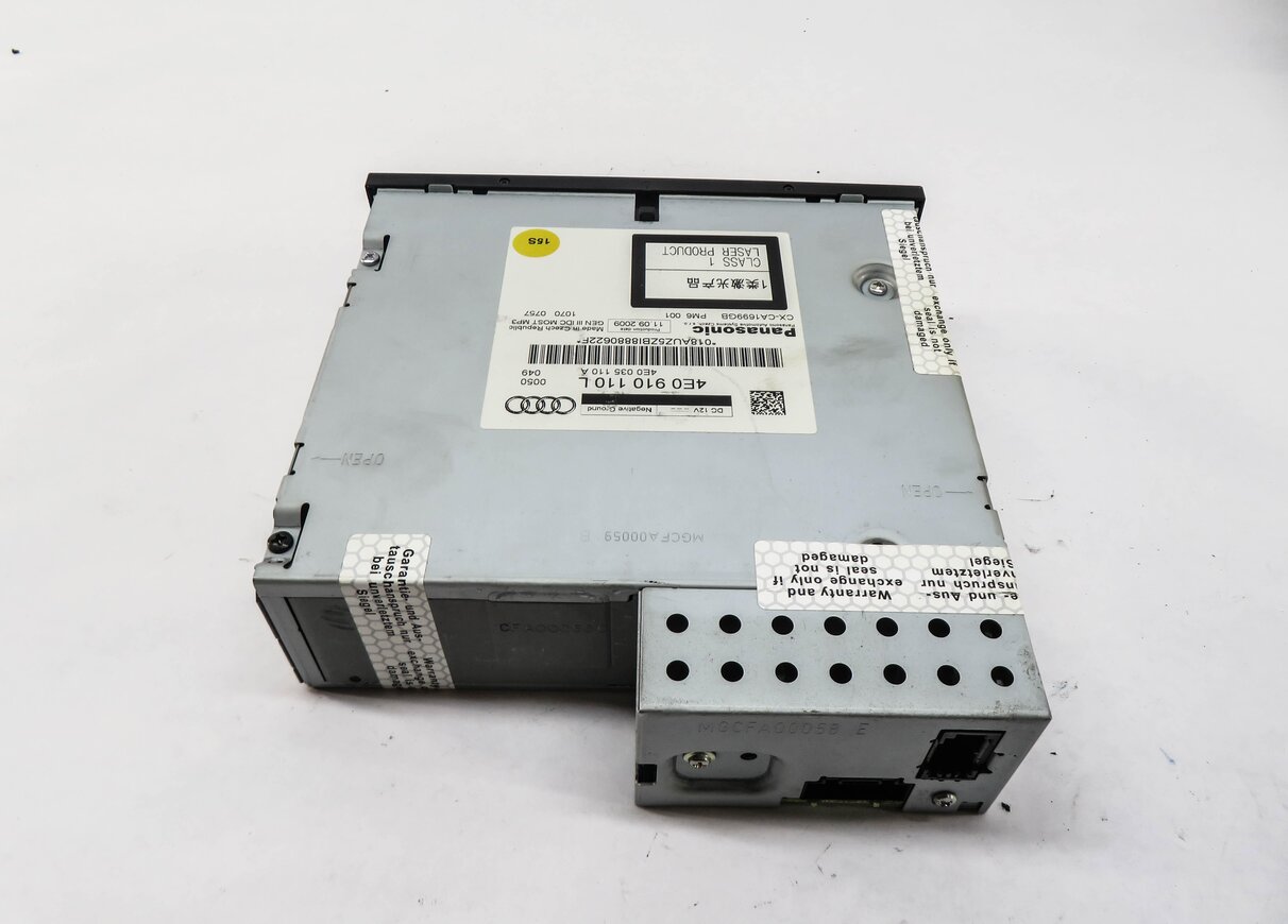Thumbnail 4: 2010 AUDI A6 (C6) RADIO STEREO 6 DISC CD CHANGER (430910110L)
