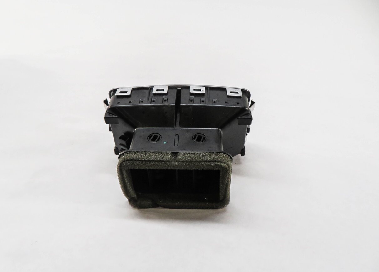 Thumbnail 3: 2010 AUDI A6 (C6) REAR CENTER CONSOLE A/C HEATER AIR VENT (BLACK & CHROME)