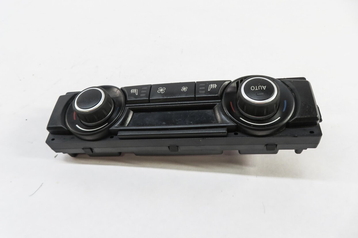 Thumbnail 3: 2007-2013 BMW X5 (E70) REAR HEATER A/C TEMPERATURE CLIMATE CONTROL (HEATED SEAT)