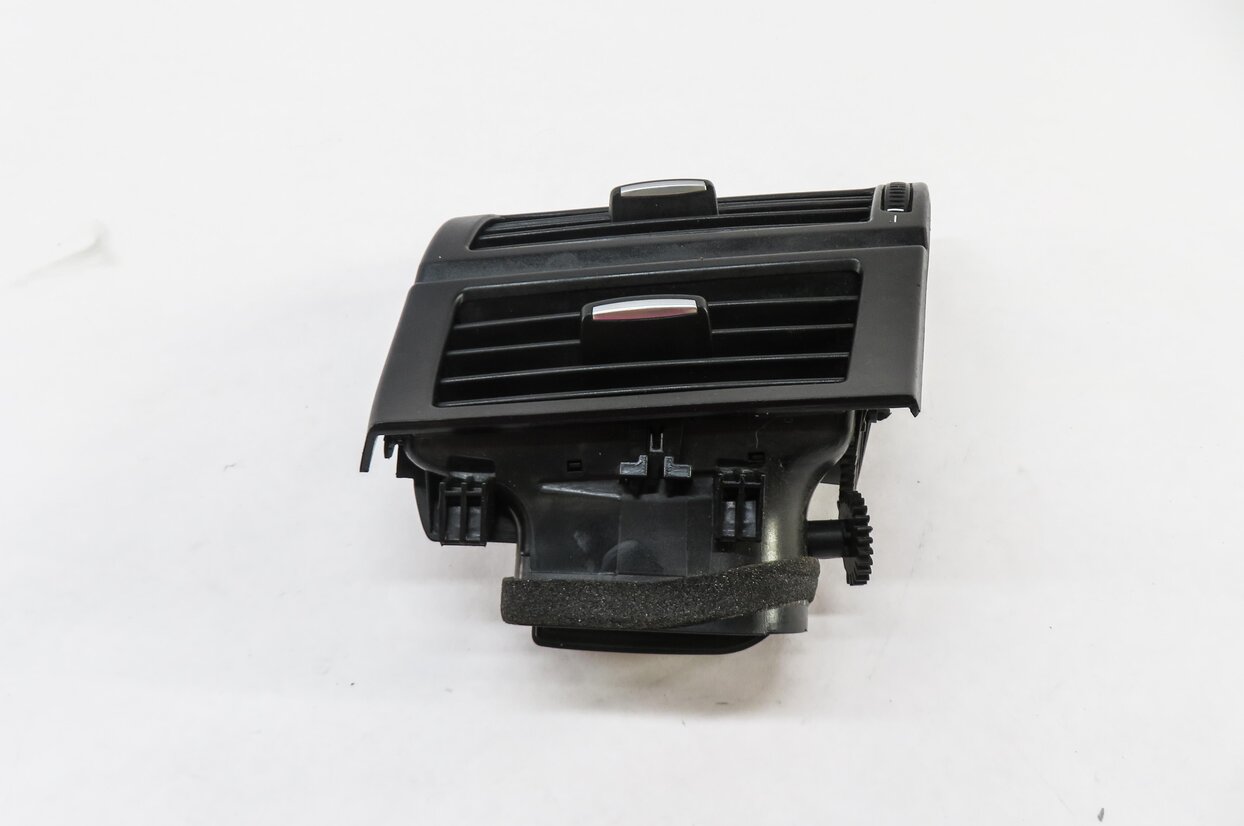 Thumbnail 3: 2012 BMW X5 (E70) RIGHT FRONT PASSENGER DASH HEATER A/C AIR VENT