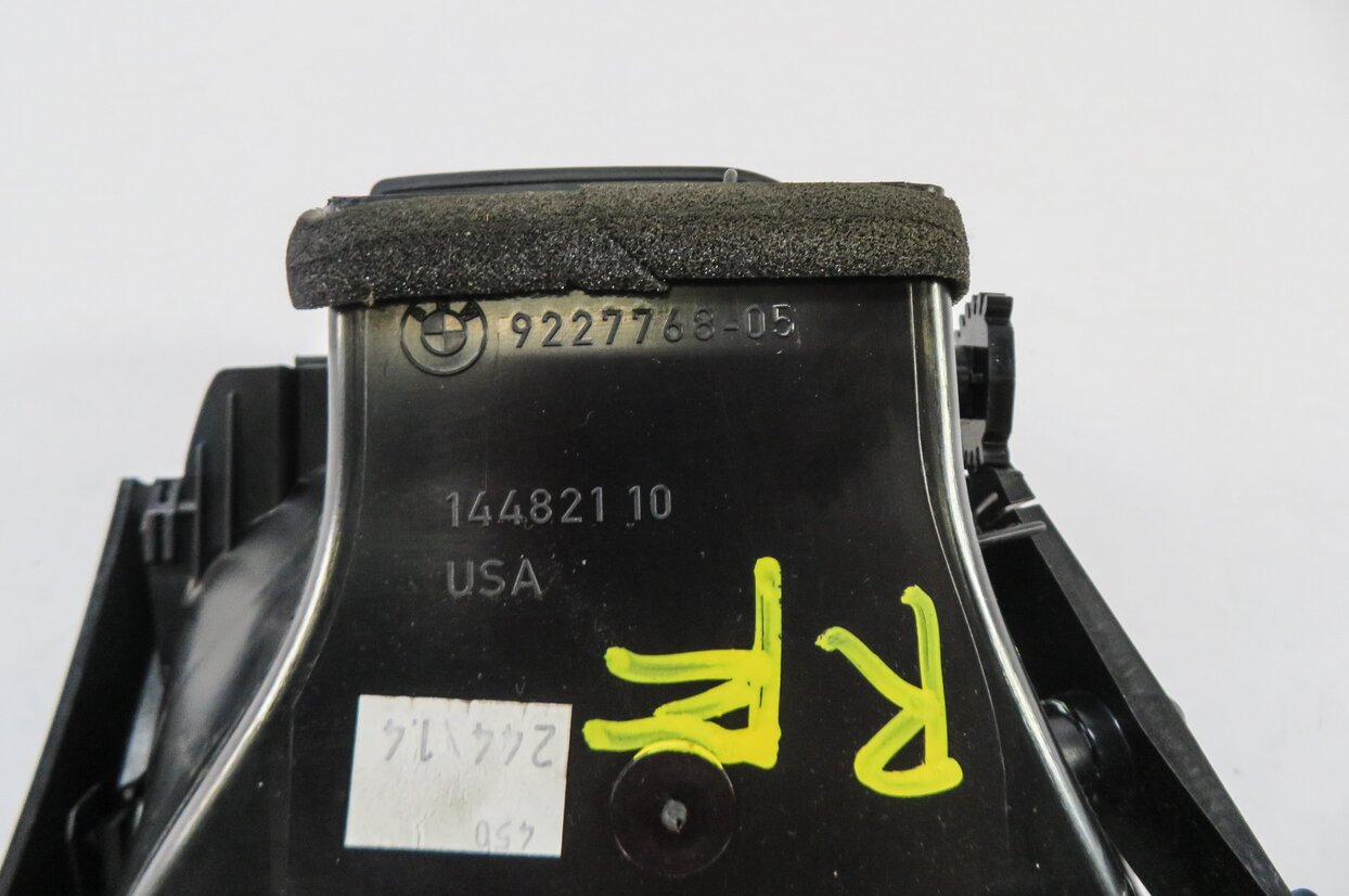 Thumbnail 5: 2012 BMW X5 (E70) RIGHT FRONT PASSENGER DASH HEATER A/C AIR VENT
