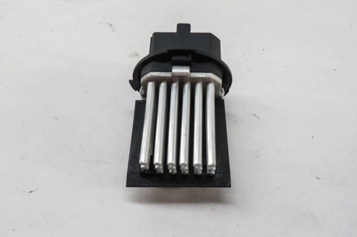 Thumbnail 3: 2012 BMW X5 (E70) REAR HEATER A/C BLOWER MOTOR RESISTOR