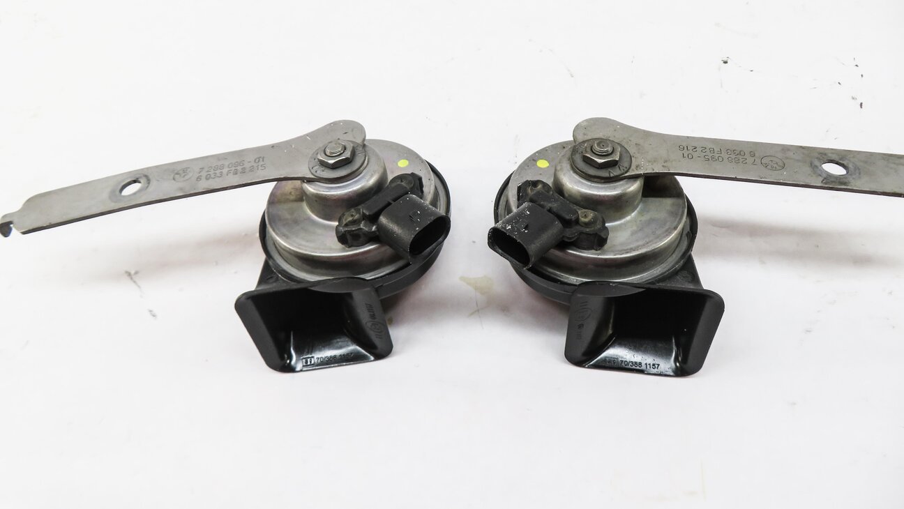 Thumbnail 4: 2010-2014 BMW X5 X6 (E70 E71) HIGH & LOW TONE SAFETY HORN SET-2