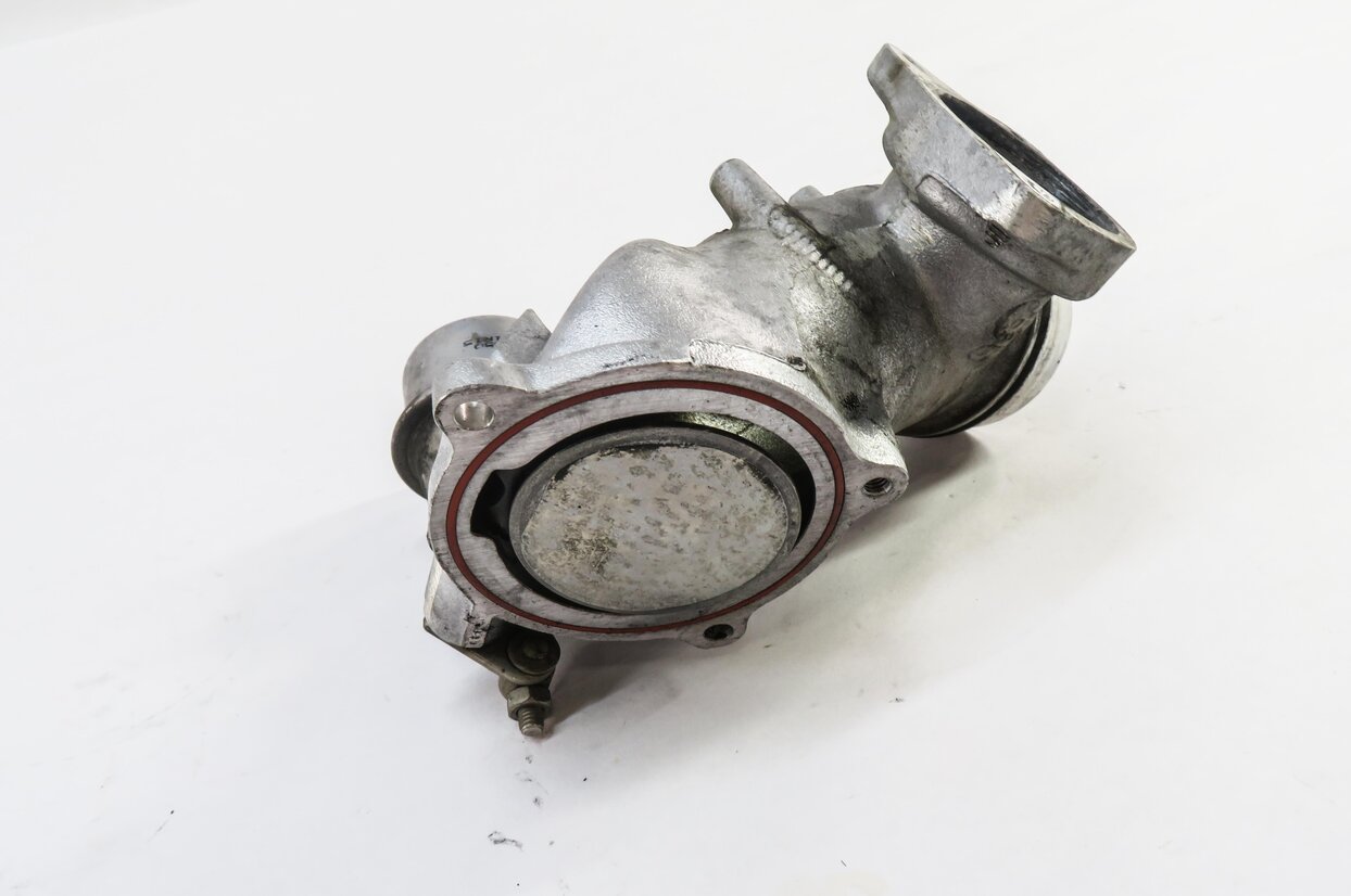Thumbnail 4: 2012 BMW X5 (E70) 3.0L DIESEL ENGINE TURBOCHARGER INTAKE PIPE