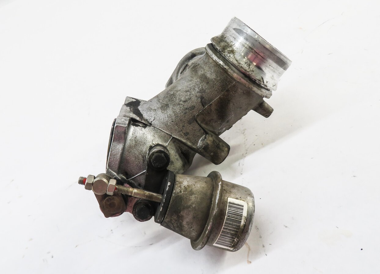 Thumbnail 5: 2012 BMW X5 (E70) 3.0L DIESEL ENGINE TURBOCHARGER INTAKE PIPE