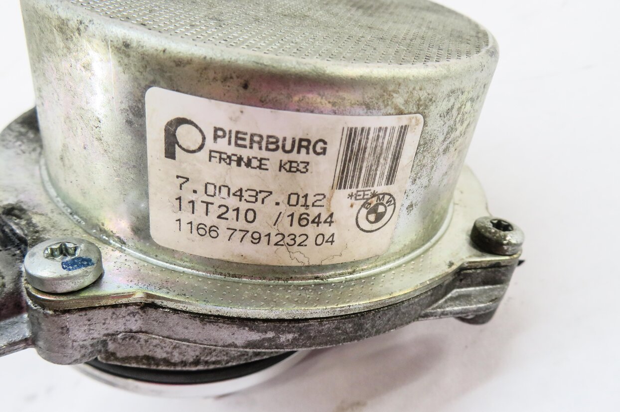 Thumbnail 5: 09-13 BMW X5 335D (E70 E90) 3.0L M57Y TURBO DIESEL ENGINE - BRAKE VACUUM PUMP