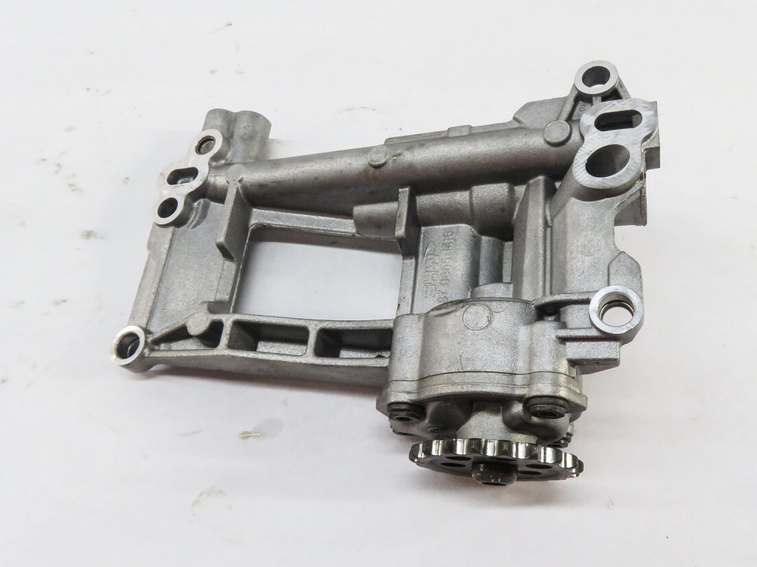 Thumbnail 4: 2012 BMW X5 (E70) 3.0L DIESEL ENGINE OIL PUMP