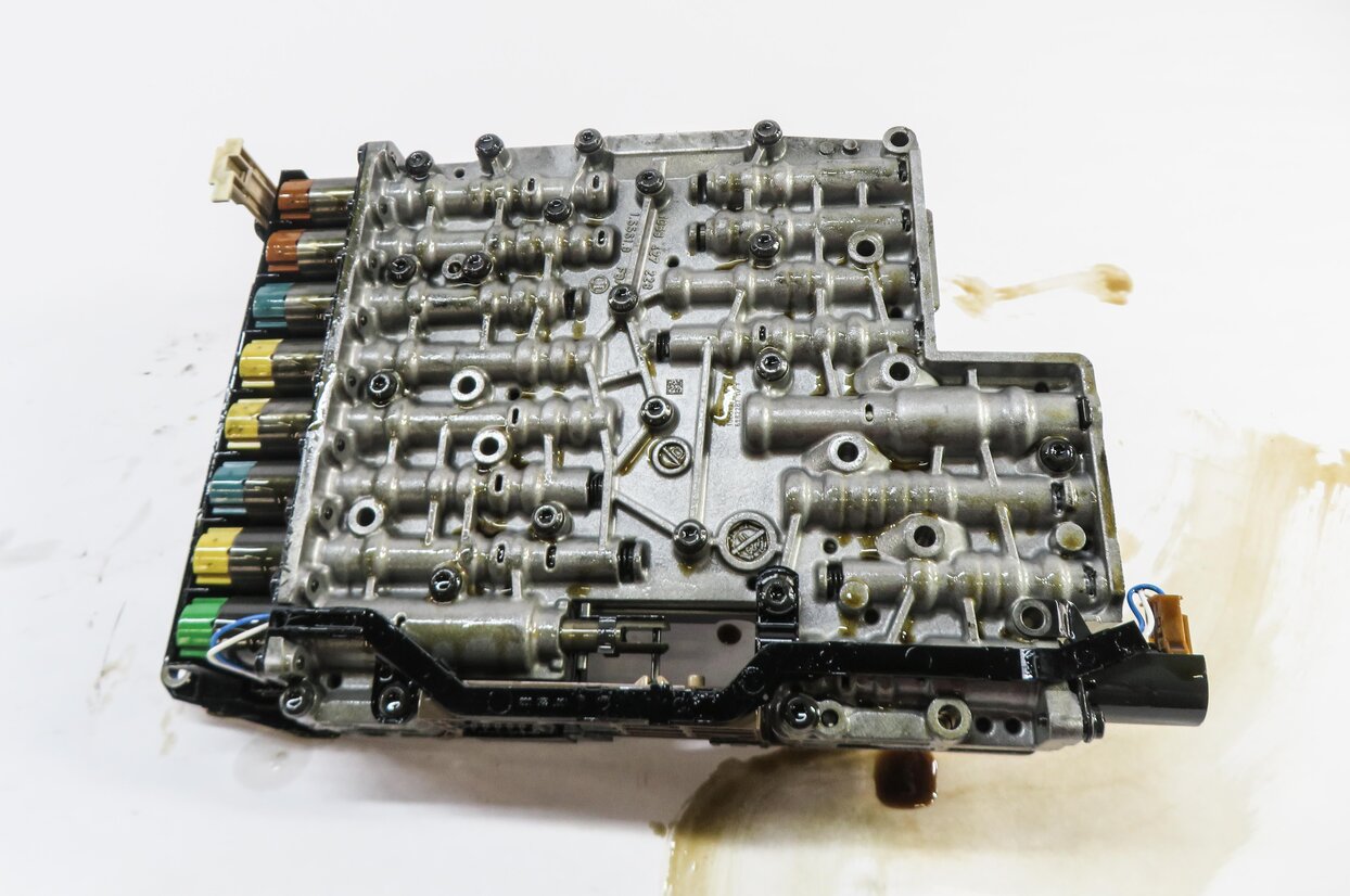 Thumbnail 4: 2012-2013 BMW X5 (E70) DIESEL - 6HP26 AUTOMATIC TRANSMISSION VALVE BODY