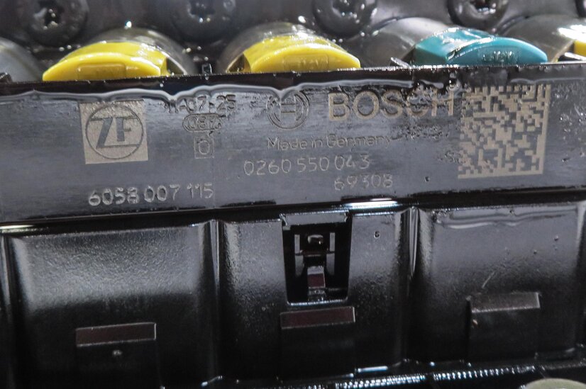 Thumbnail 6: 2012-2013 BMW X5 (E70) DIESEL - 6HP26 AUTOMATIC TRANSMISSION VALVE BODY