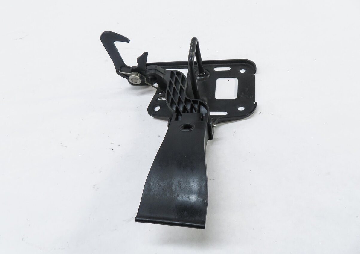 Thumbnail 3: 2010 AUDI A5 (B8 8T) FRONT HOOD SAFETY LATCH RELEASE LEVER HANDLE