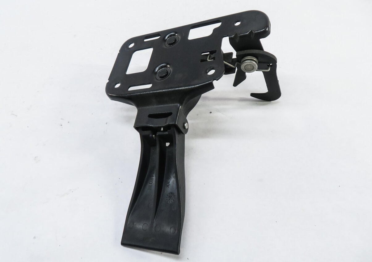 Thumbnail 4: 2010 AUDI A5 (B8 8T) FRONT HOOD SAFETY LATCH RELEASE LEVER HANDLE
