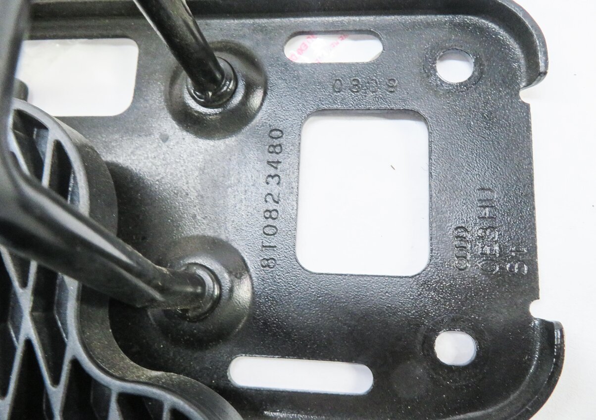 Thumbnail 6: 2010 AUDI A5 (B8 8T) FRONT HOOD SAFETY LATCH RELEASE LEVER HANDLE