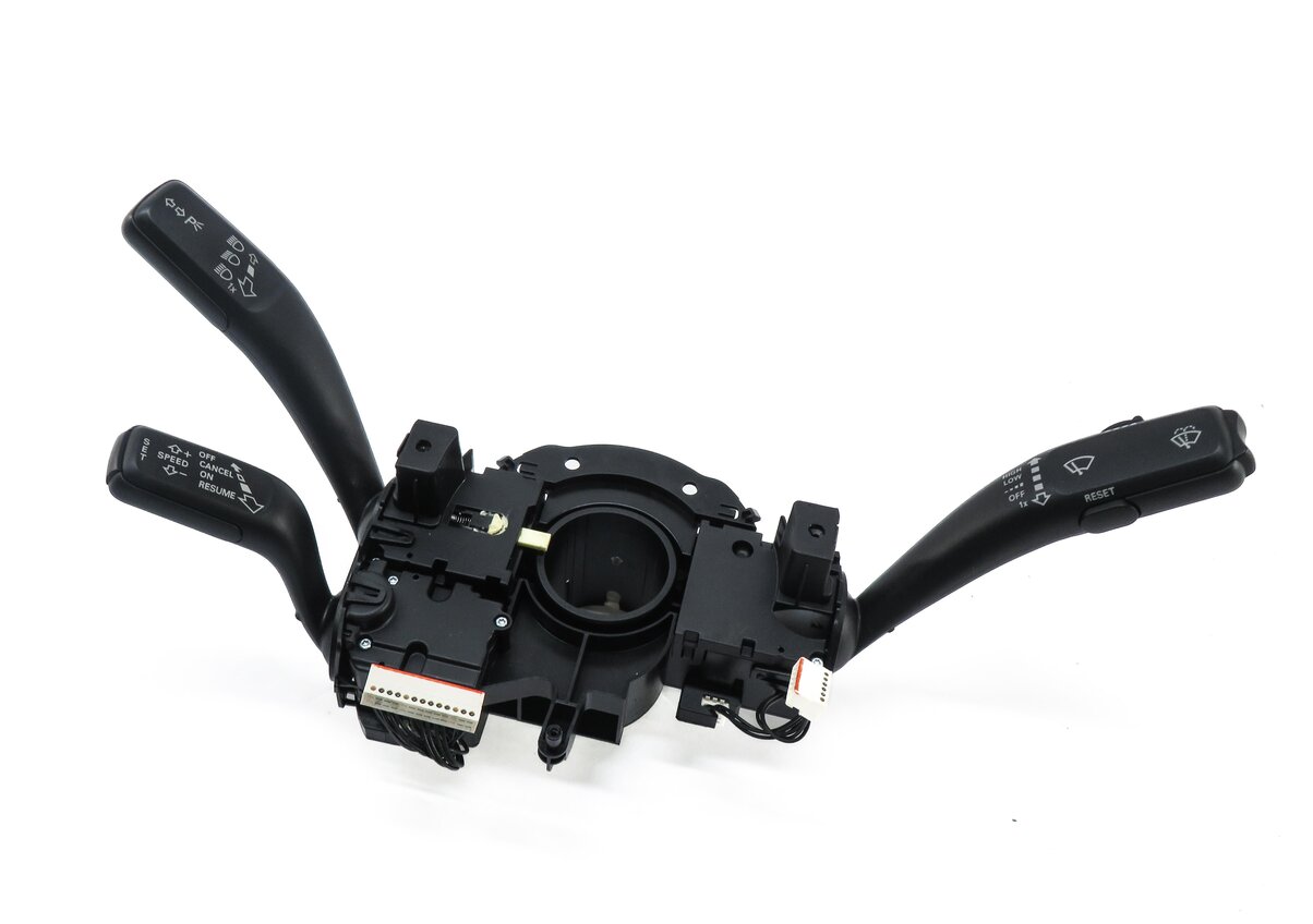 Thumbnail 4: 2010 AUDI A5 (B8 8T) LEFT REAR SEAT SEATBELT RETRACTOR (BLACK)
