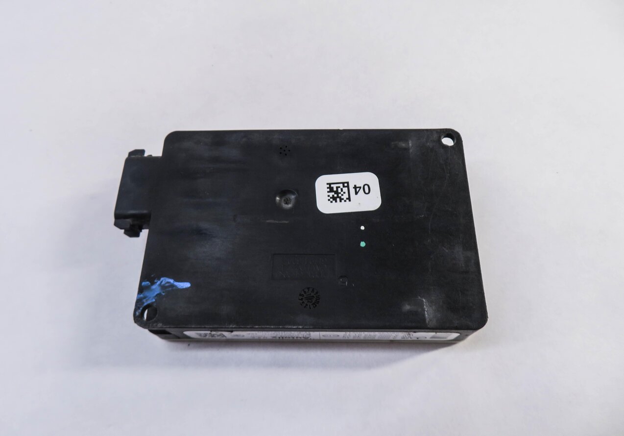Thumbnail 3: 2014 MERCEDES GL350 GL450 GL550 GL63 CLS550 (C218 X166) BLIND SPOT RADAR MODULE