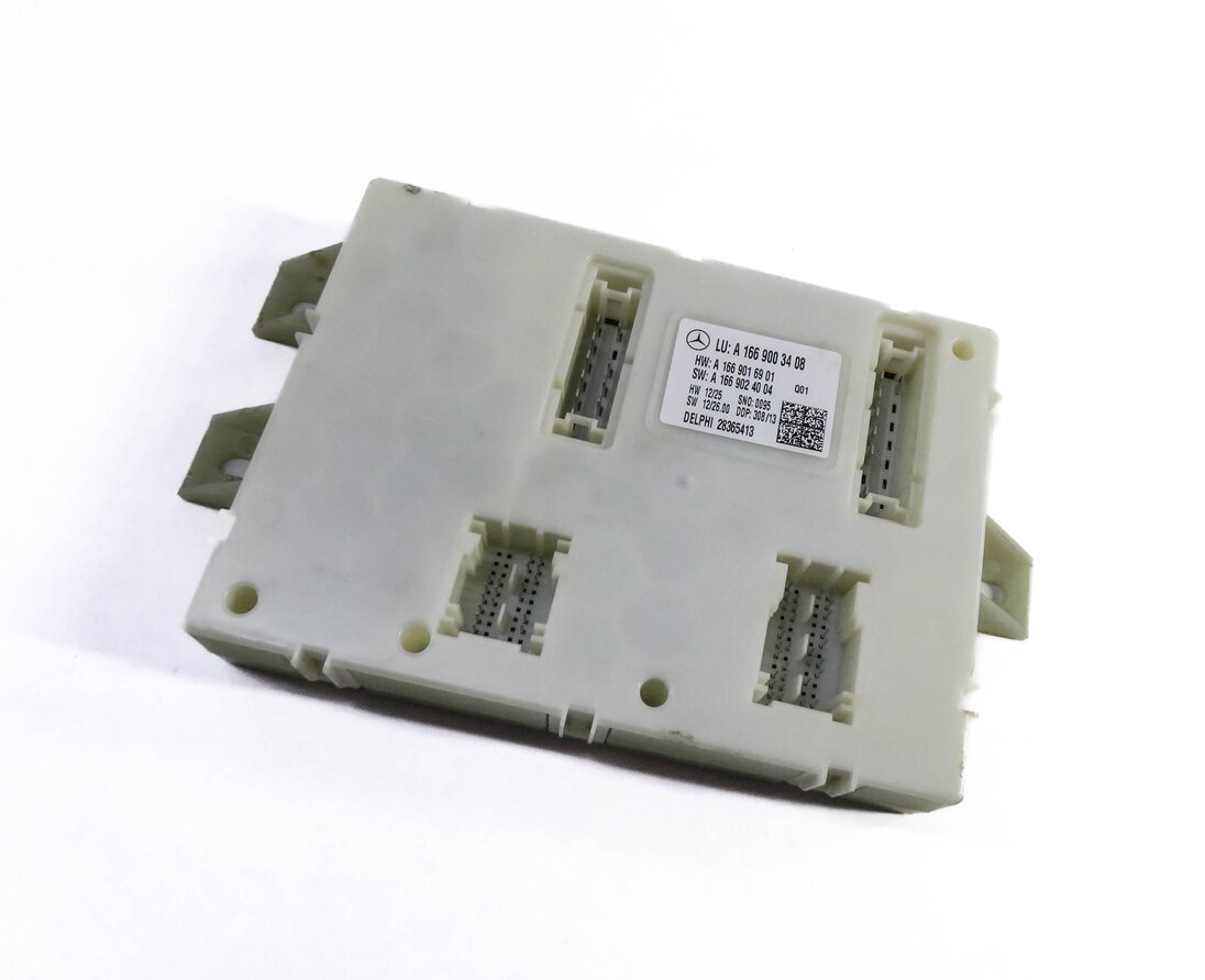 Thumbnail 1: 2014 MERCEDES GL450 (X166) REAR SIGNAL ACQUISITON CONTROL MODULE SAM