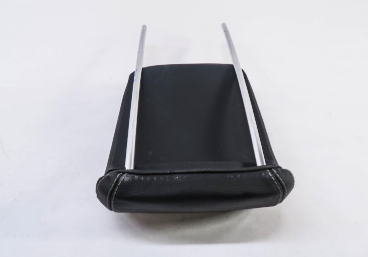 Thumbnail 4: 2014 MERCEDES GL450 (X166) RIGHT REAR 3rd THIRD ROW SEAT HEADREST (BLACK)
