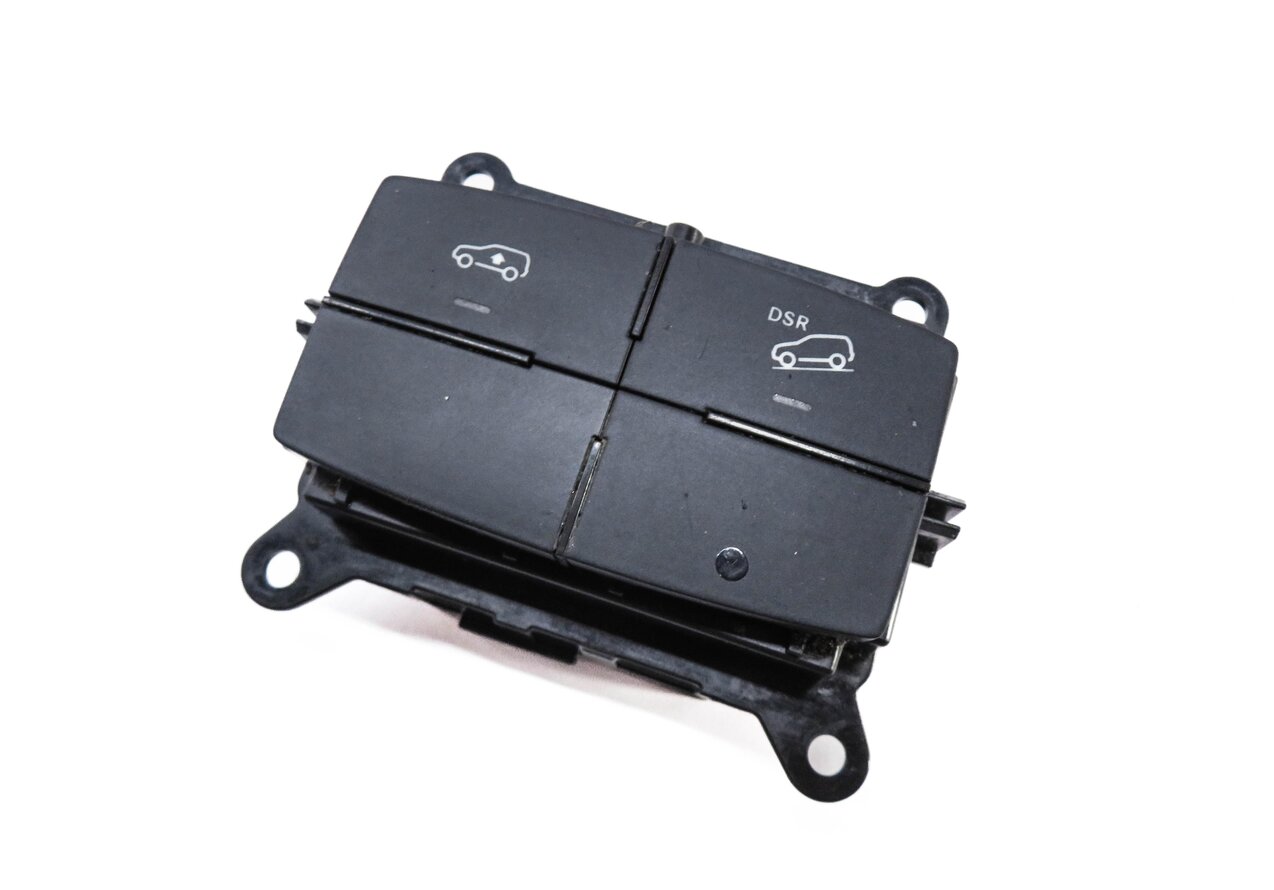 Thumbnail 1: 2014 MERCEDES GL450 (X166) SUSPENSION HEIGHT DSC HILL DESCENT SWITCH BUTTON