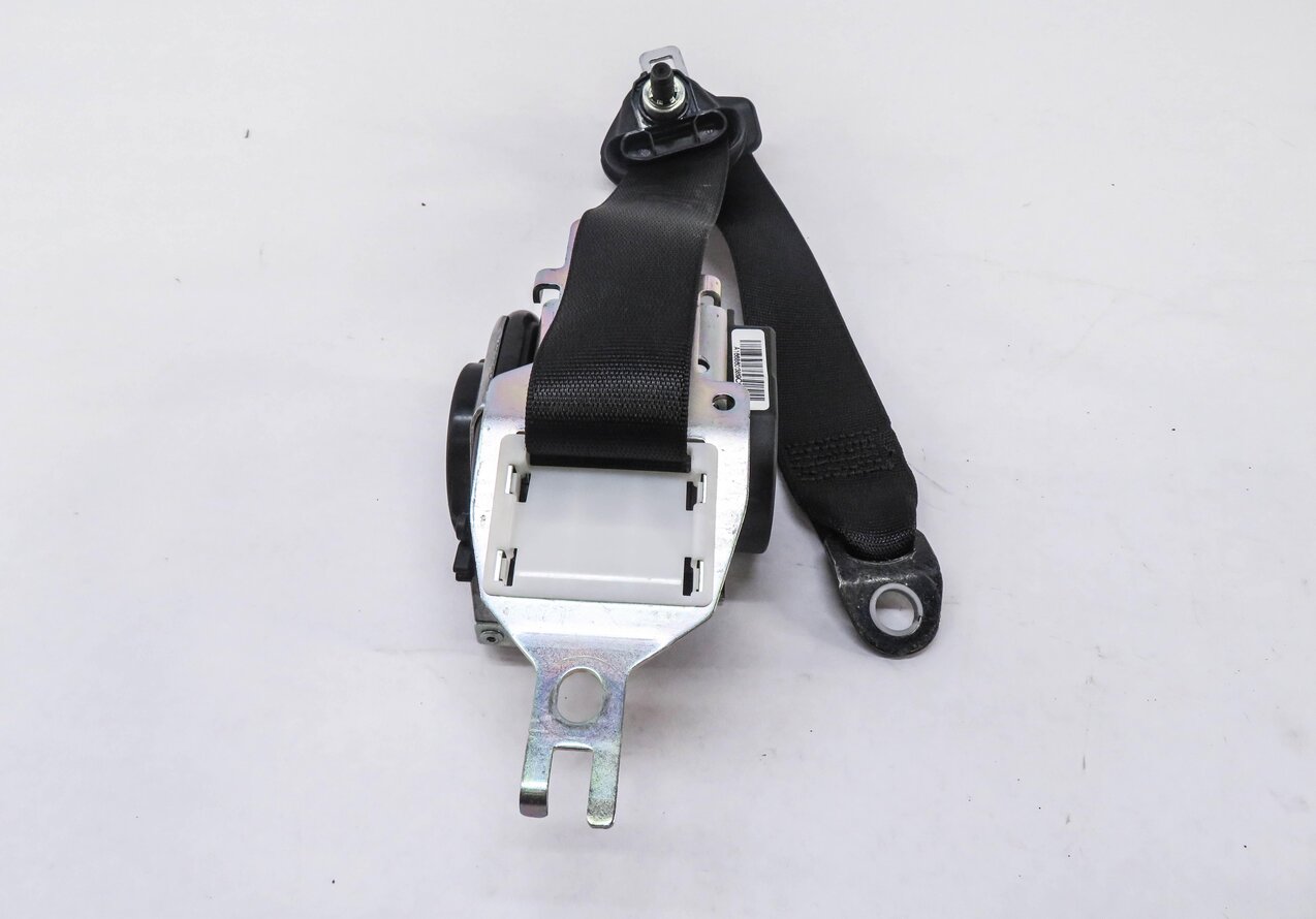 Thumbnail 3: 2014 MERCEDES GL450 (X166) LEFT REAR SECOND ROW SEAT SEATBELT RETRACTOR (BLACK)
